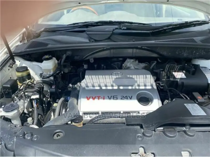 Toyota Harrier 2004 Pearl