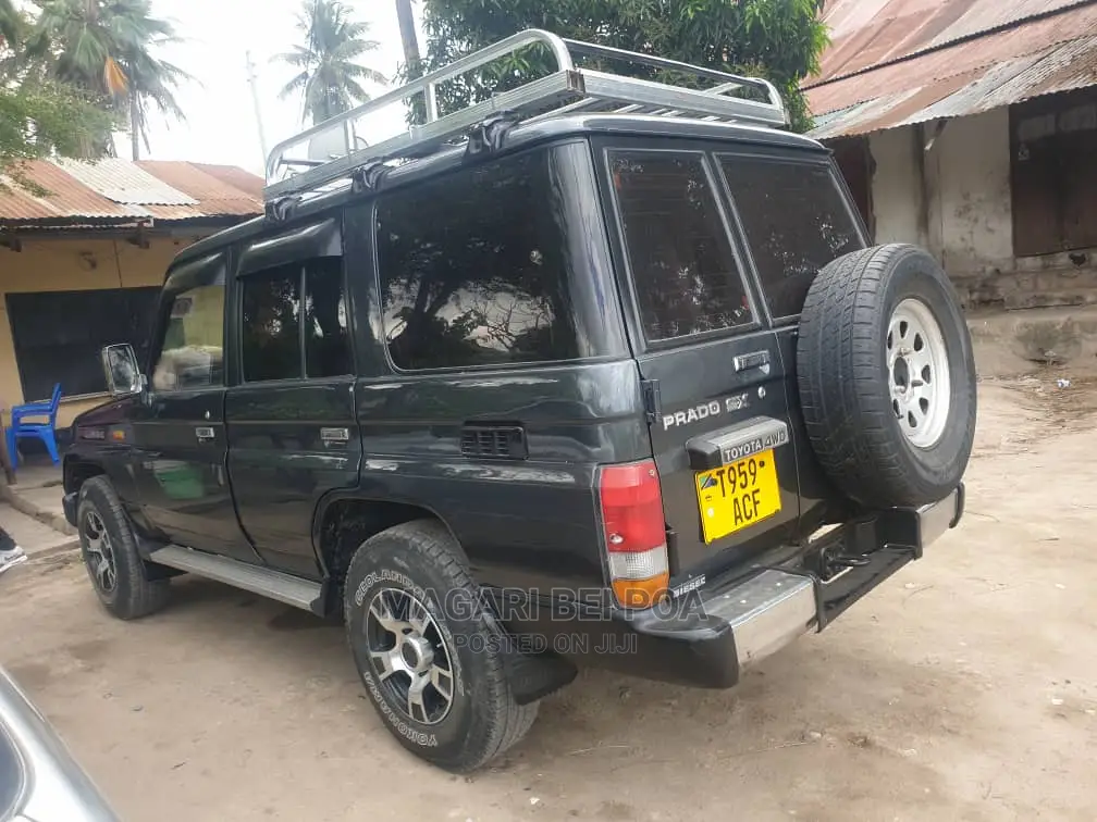 Toyota Land Cruiser Prado 2003 Black