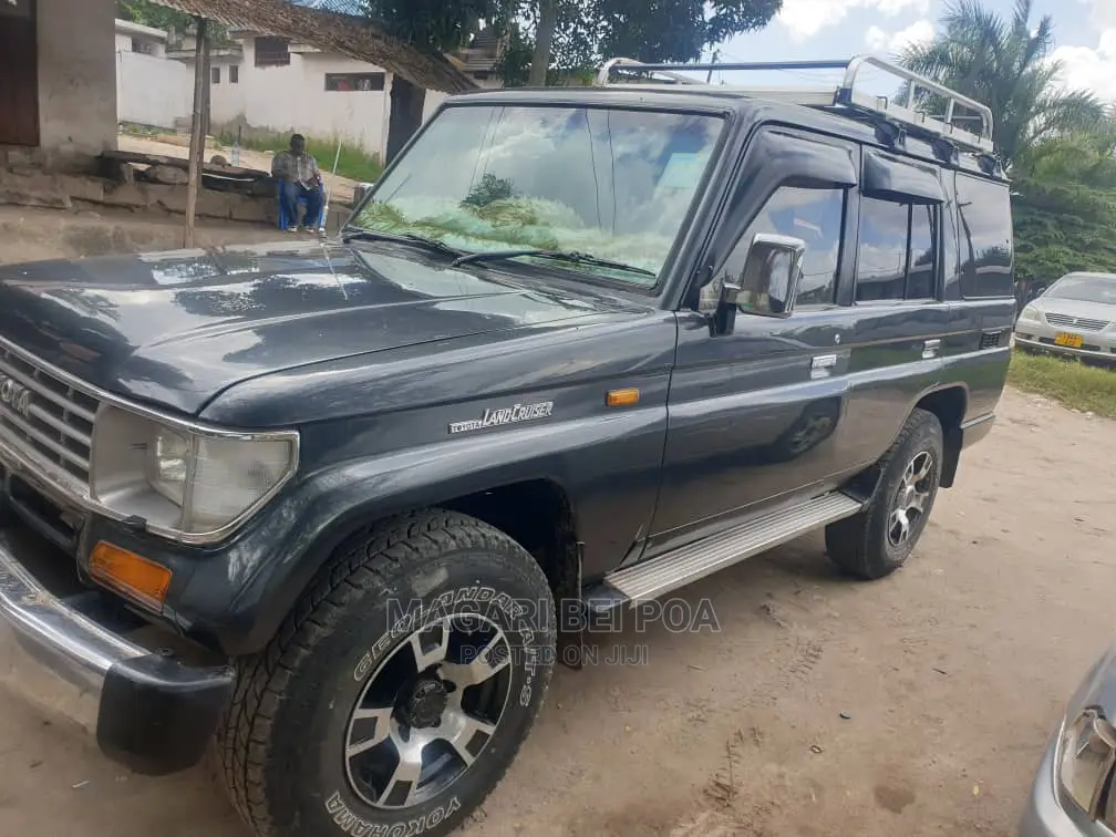 Toyota Land Cruiser Prado 2003 Black