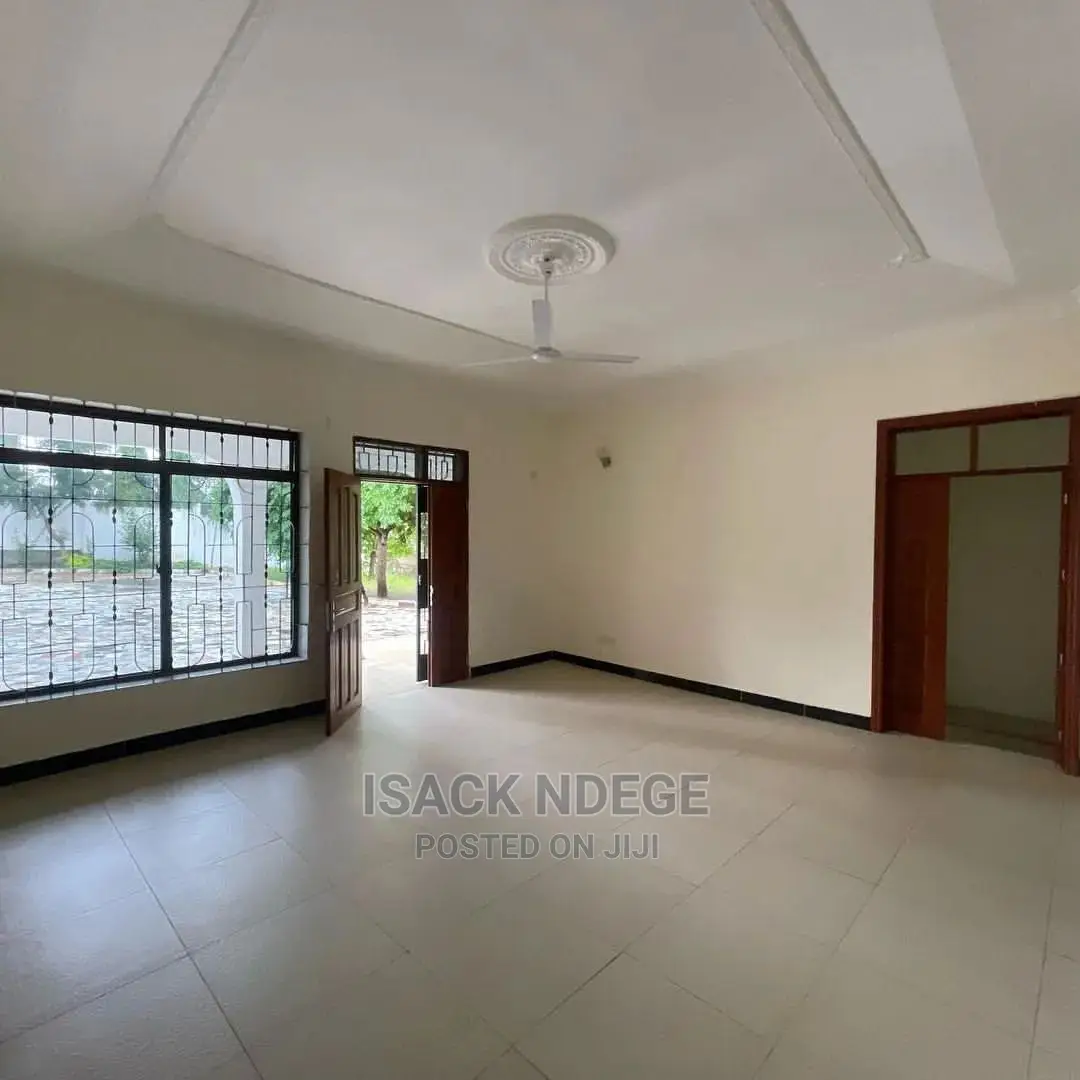 3bdrm House in Kinzudi, Kinondoni for sale