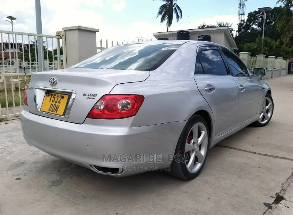 Toyota Mark X 2005 Silver