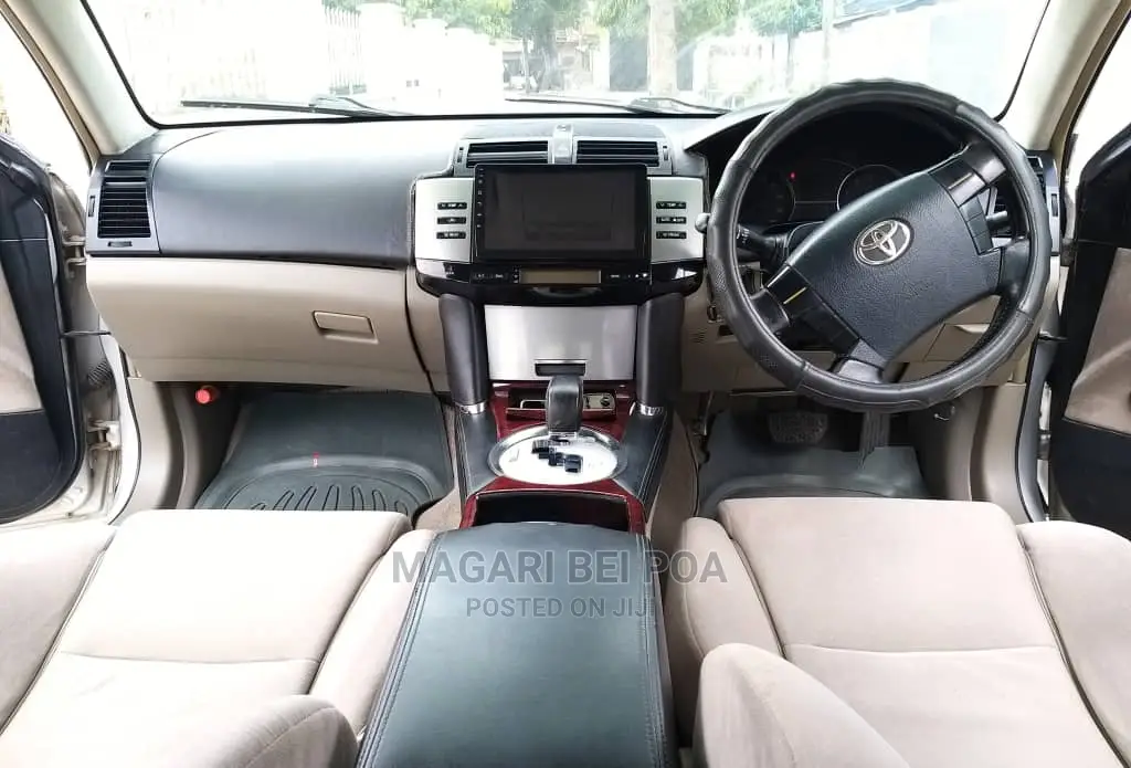 Toyota Mark X 2005 Silver