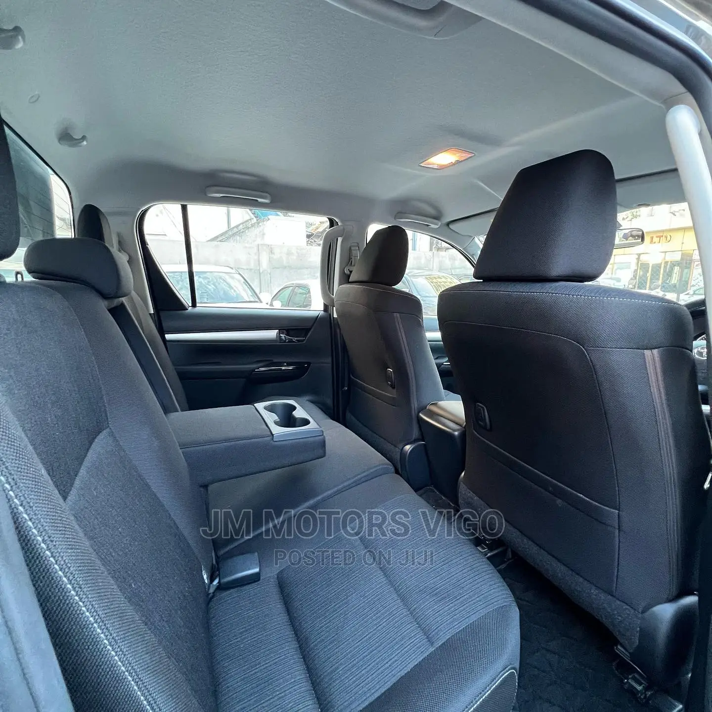 Toyota Hilux 2020 Green