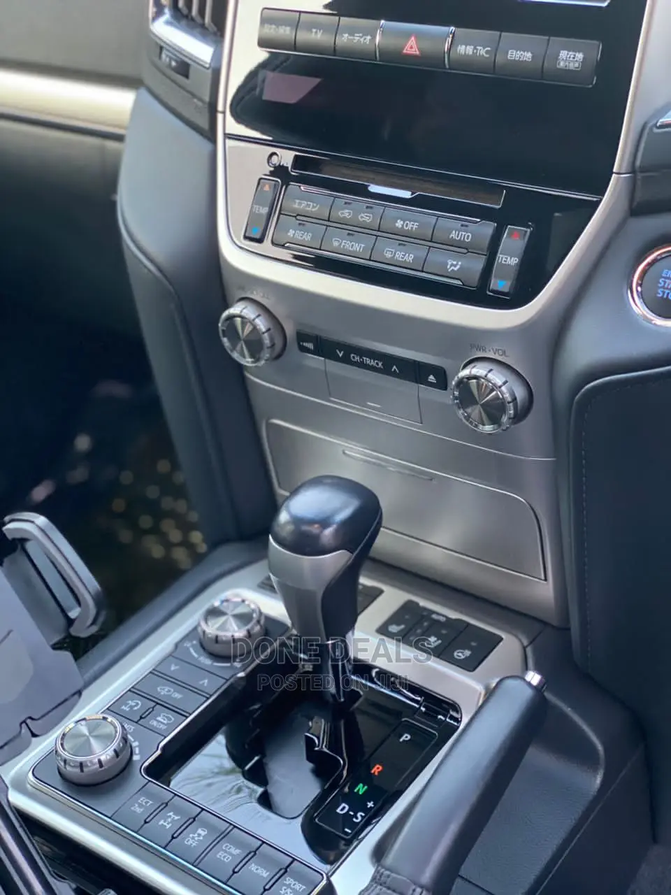 Toyota Land Cruiser 2016 White