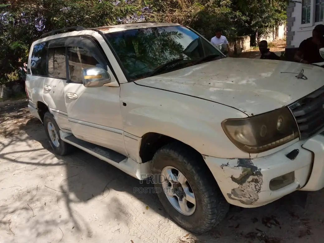 Toyota Land Cruiser 100 4.2 TD 2005 White