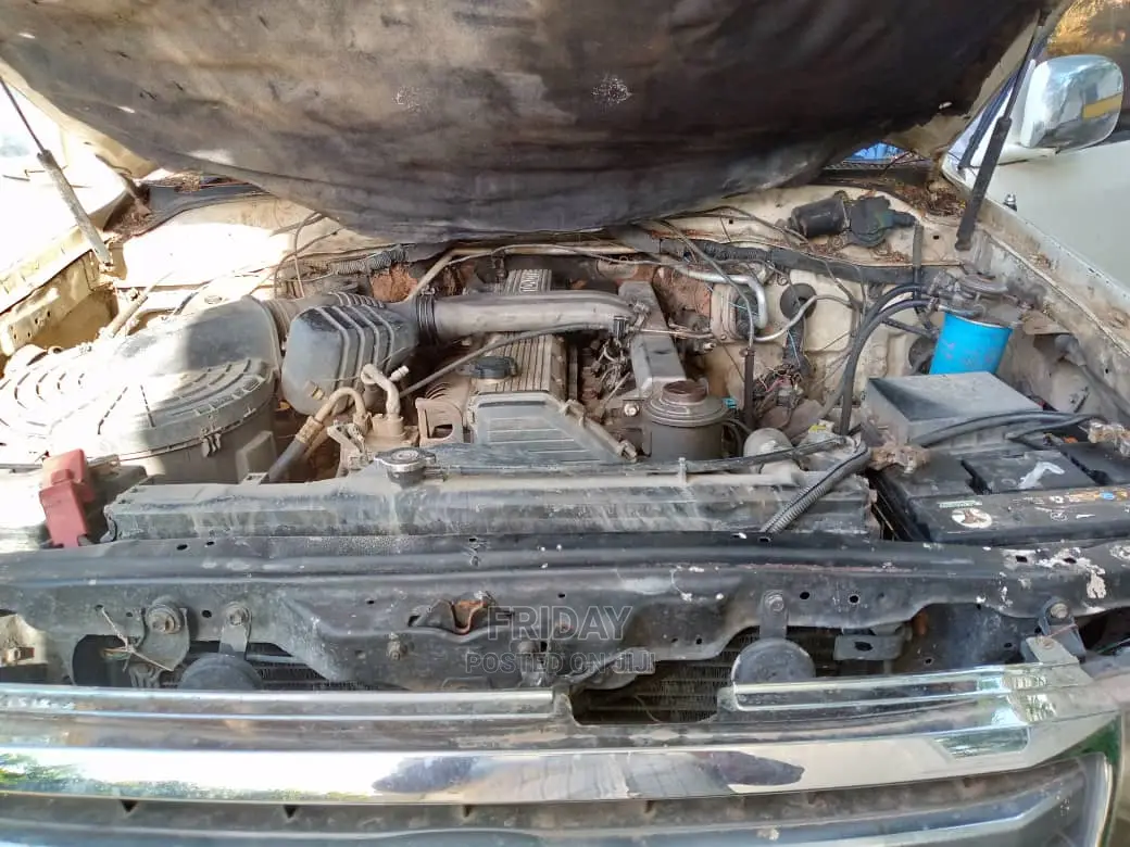 Toyota Land Cruiser 100 4.2 TD 2005 White