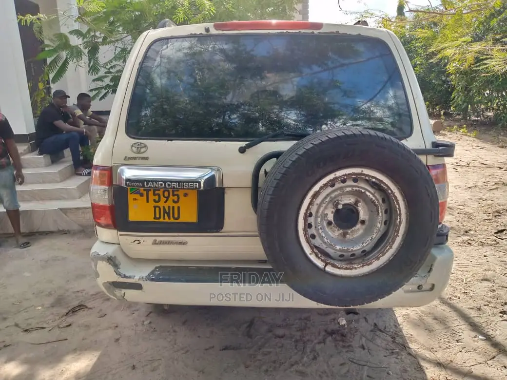 Toyota Land Cruiser 100 4.2 TD 2005 White