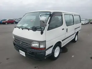 Toyota HiAce 2003 White