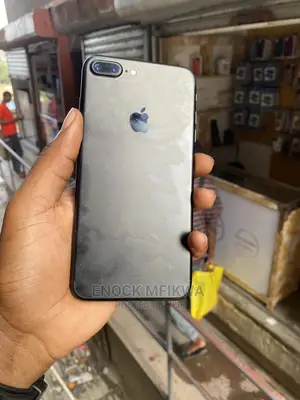 Apple iPhone 7 Plus 128 GB Black