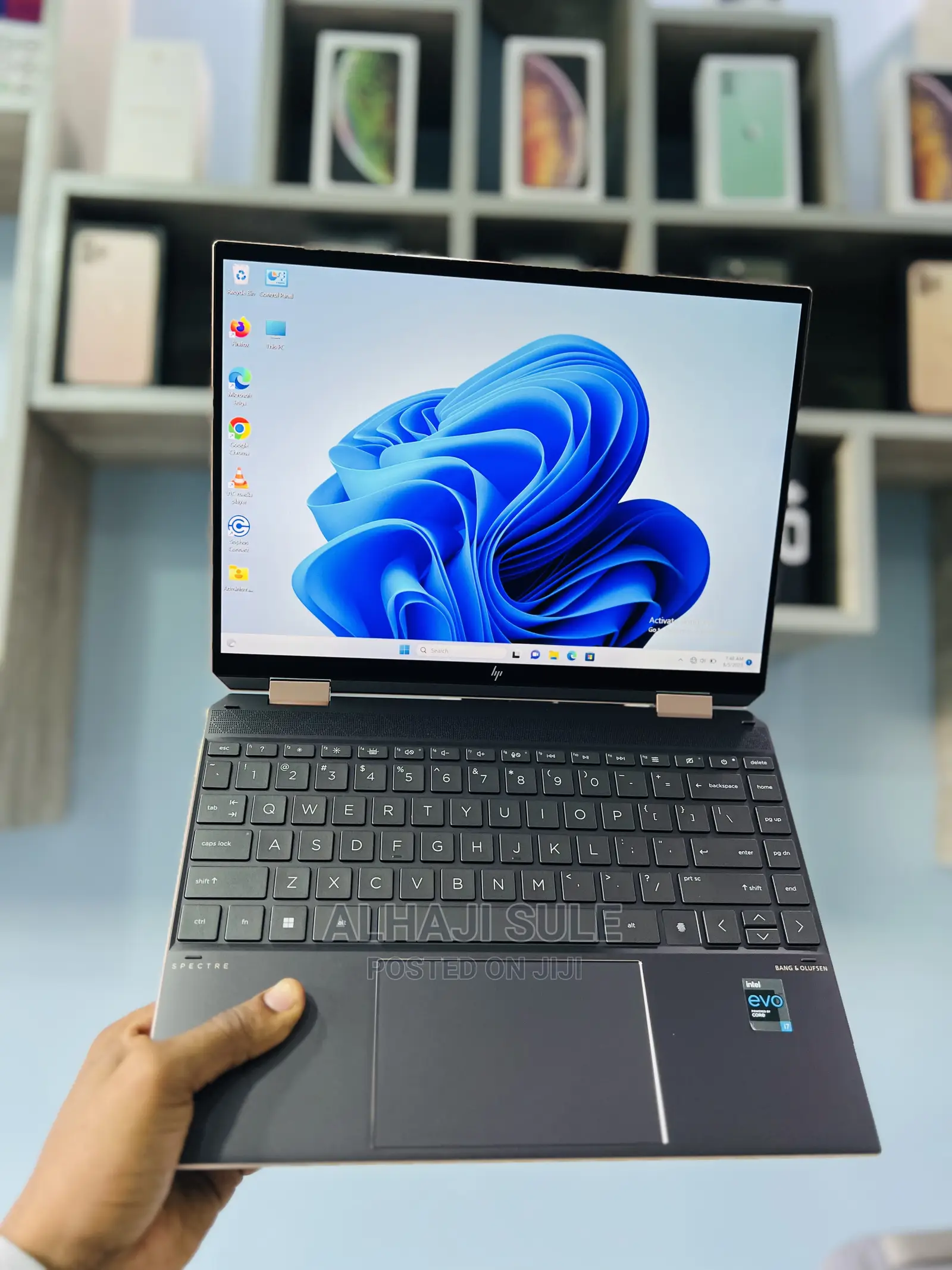 New Laptop HP Spectra 13 16GB Intel Core I7 SSD 512GB