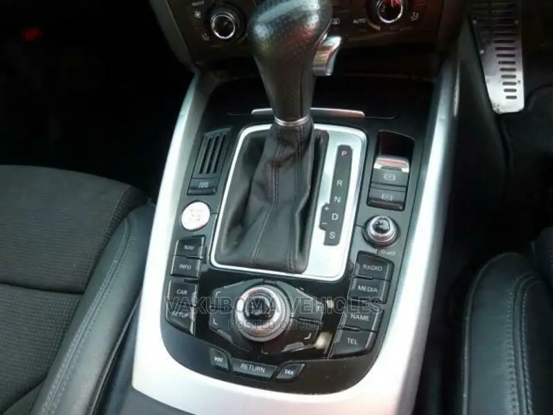 Audi Q5 2009 Black