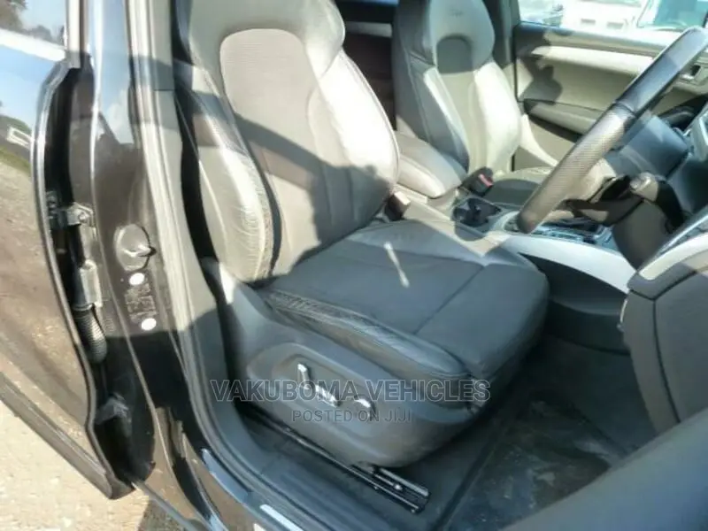 Audi Q5 2009 Black