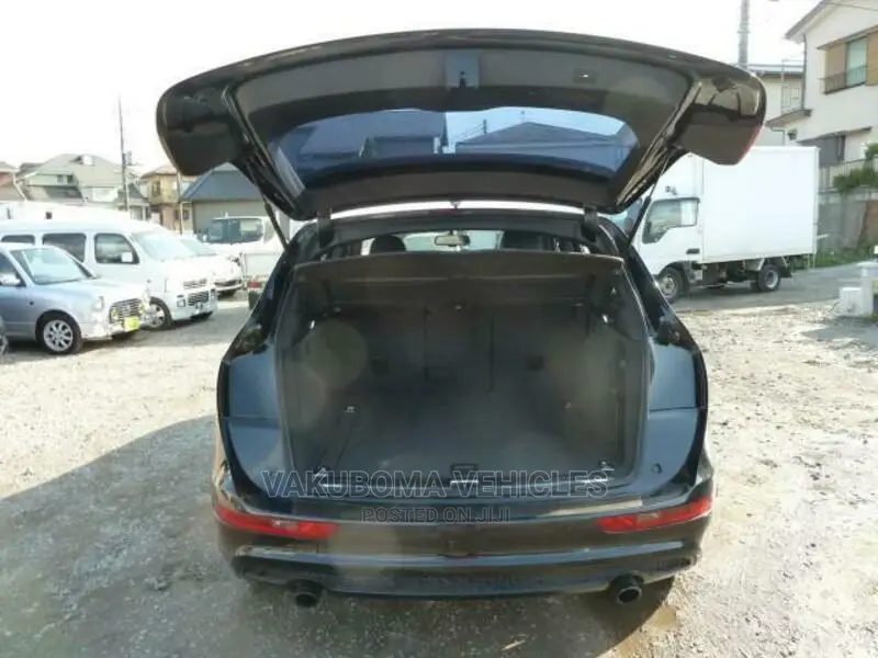 Audi Q5 2009 Black