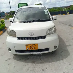 Toyota Porte 1.5 FWD 2005 White