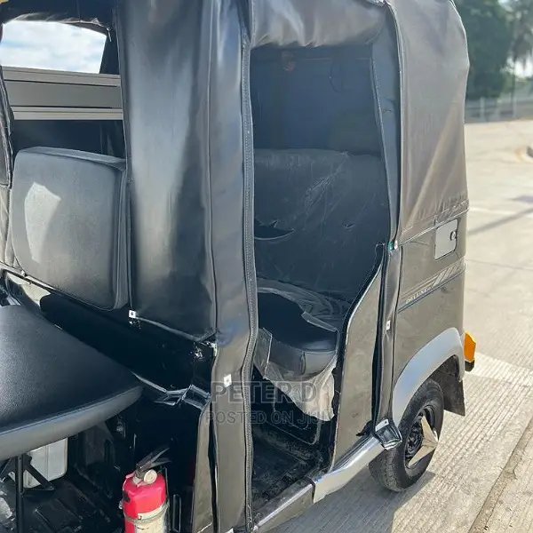 TVS Neo NX 2023 Black