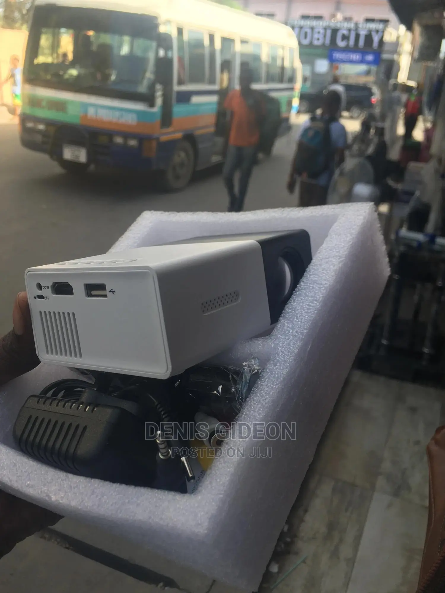 Min Projector