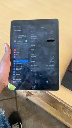 Apple iPad 10.2 (2021) 64 GB Gray