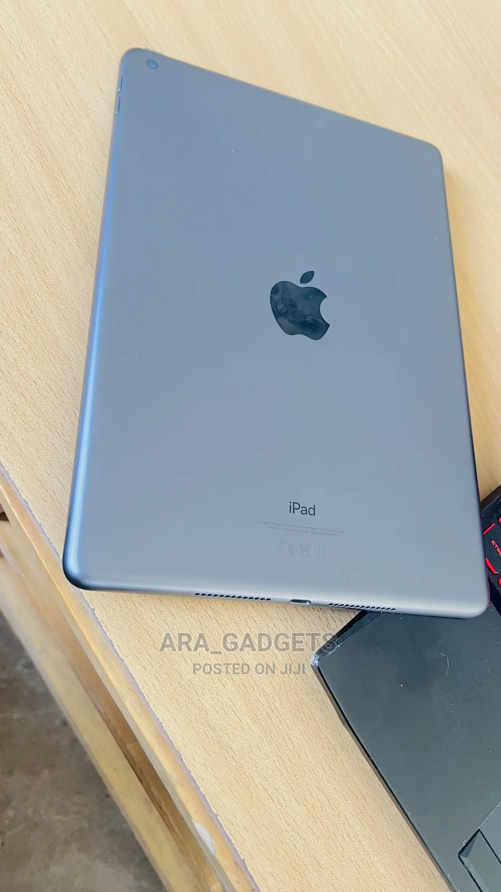 Apple iPad 10.2 (2021) 64 GB Gray