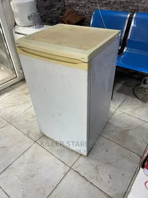 Fridge Inagandisha Na Kupooza Haijawah Kuguswa