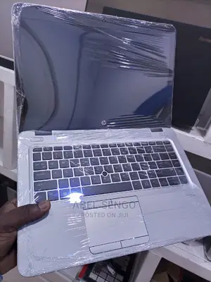 Laptop HP MT43 4GB AMD A8 HDD+SSD 500GB