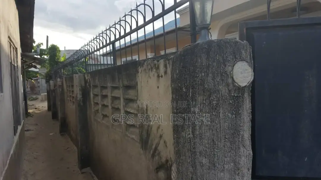 3bdrm House in Kawe, Kinondoni for sale