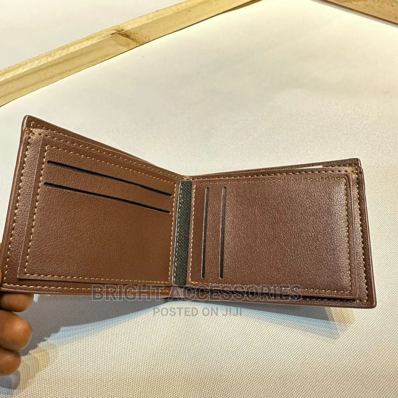 Wallets Za Kiume Za Ngozi