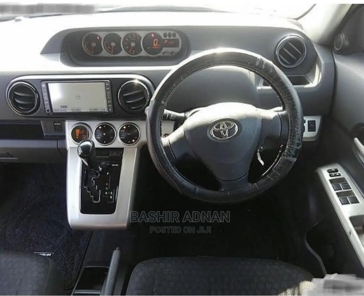 Toyota Corolla Rumion Hatchback 1.5 FWD 2008 Blue