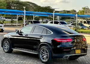 Mercedes-Benz GLC-Class 2019 Black
