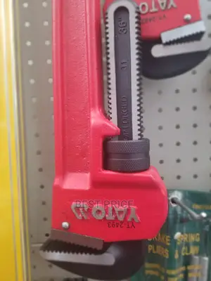 Pipe Wrench Heavy Duty 36"