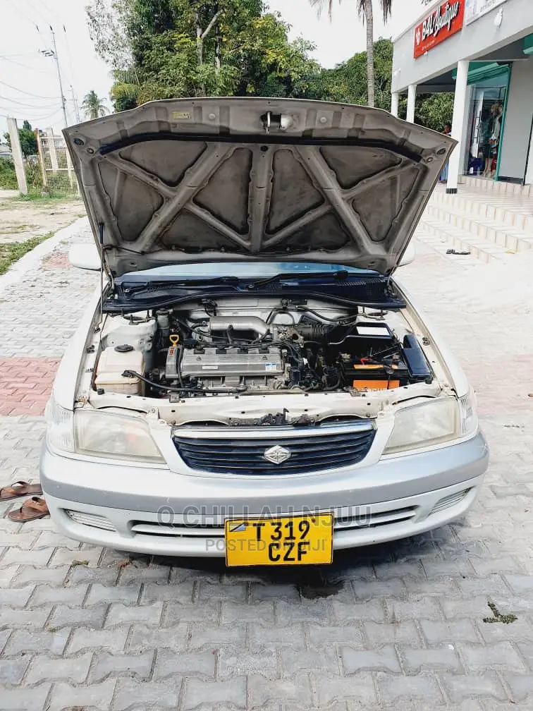 Toyota Corona Premio 2001 White