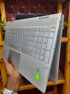 Laptop HP Envy X360 15t 16GB Intel Core I7 SSD 512GB