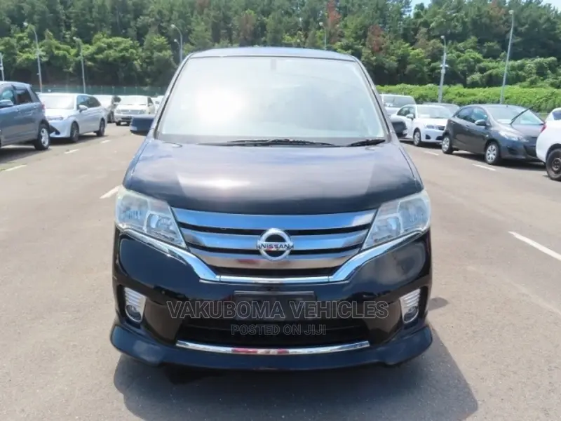 Nissan Serena 2013 Black
