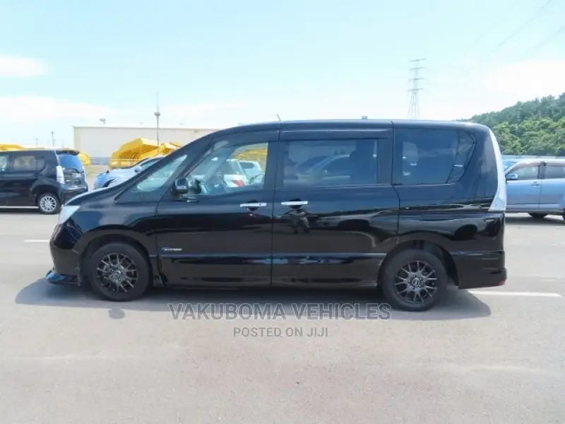 Nissan Serena 2013 Black