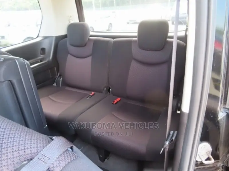 Nissan Serena 2013 Black