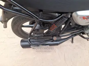 Bajaj Boxer X125 2020 Black