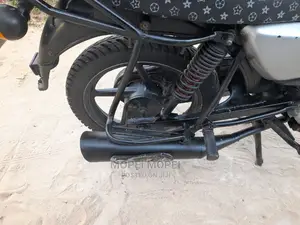 Bajaj Boxer X125 2020 Black