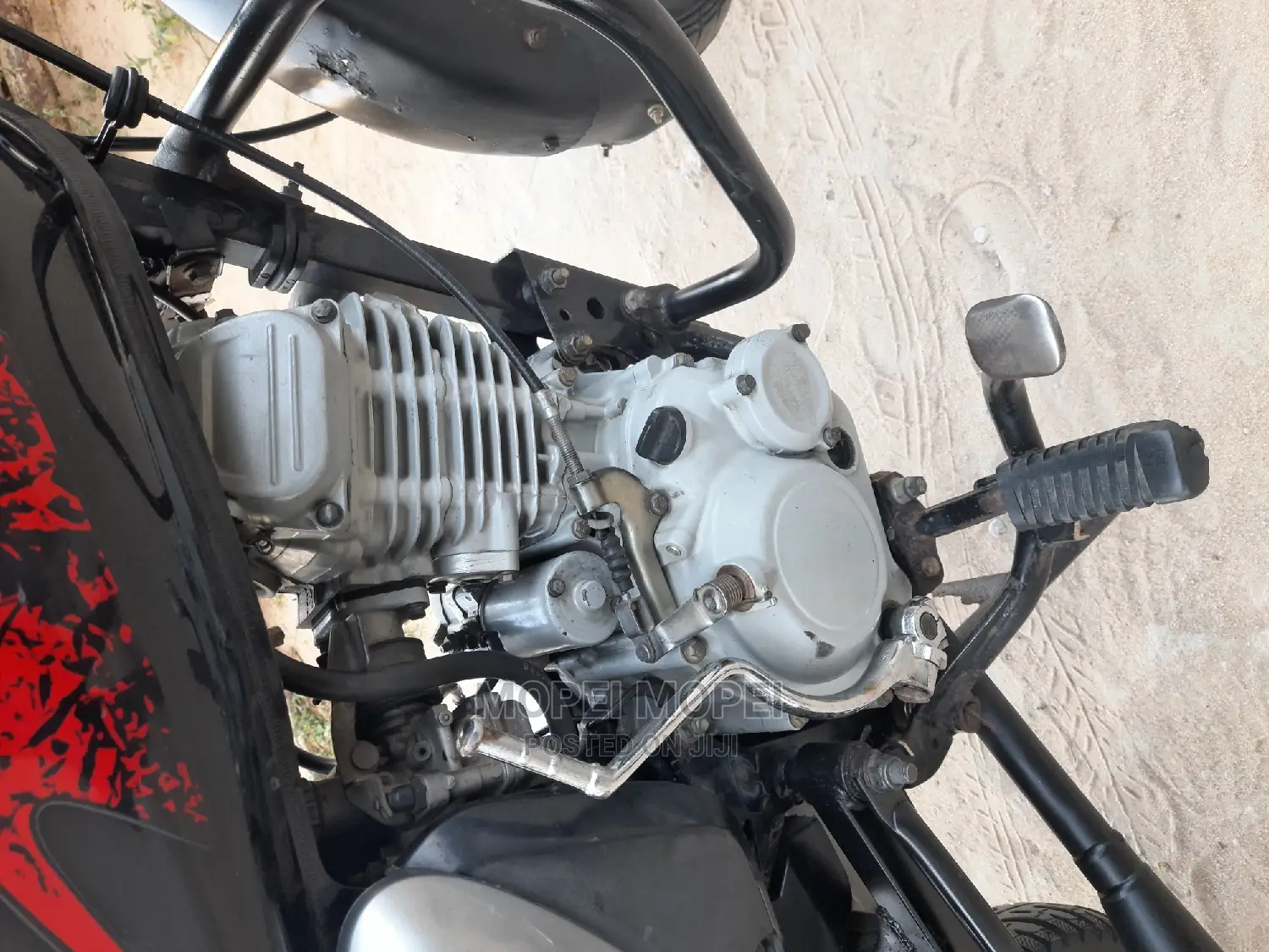Bajaj Boxer X125 2020 Black
