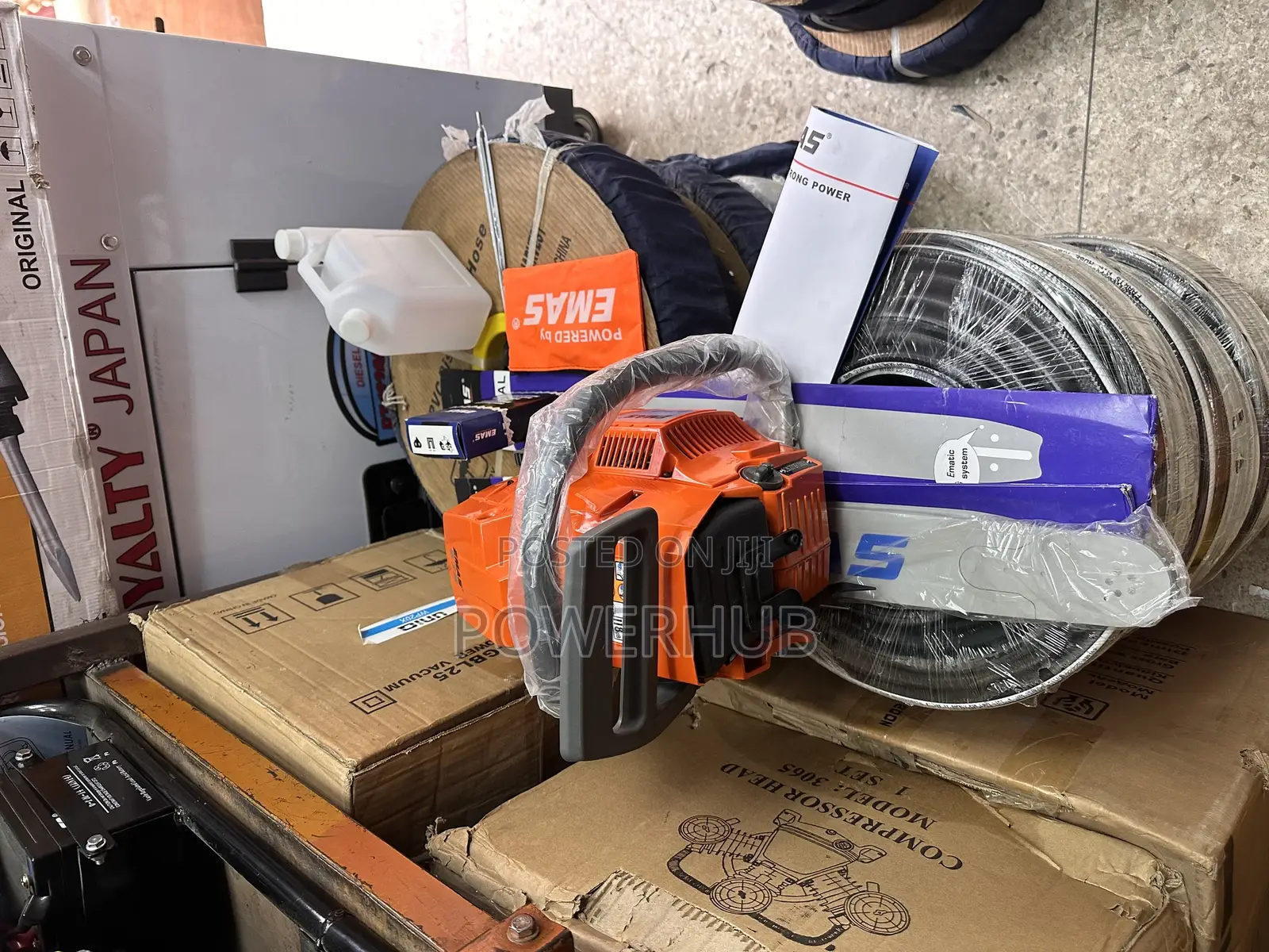 Chain Saw Emas