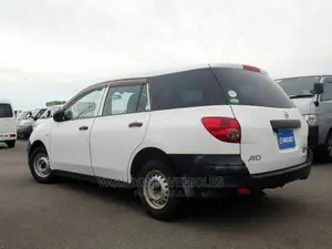 Nissan Advan 2016 White
