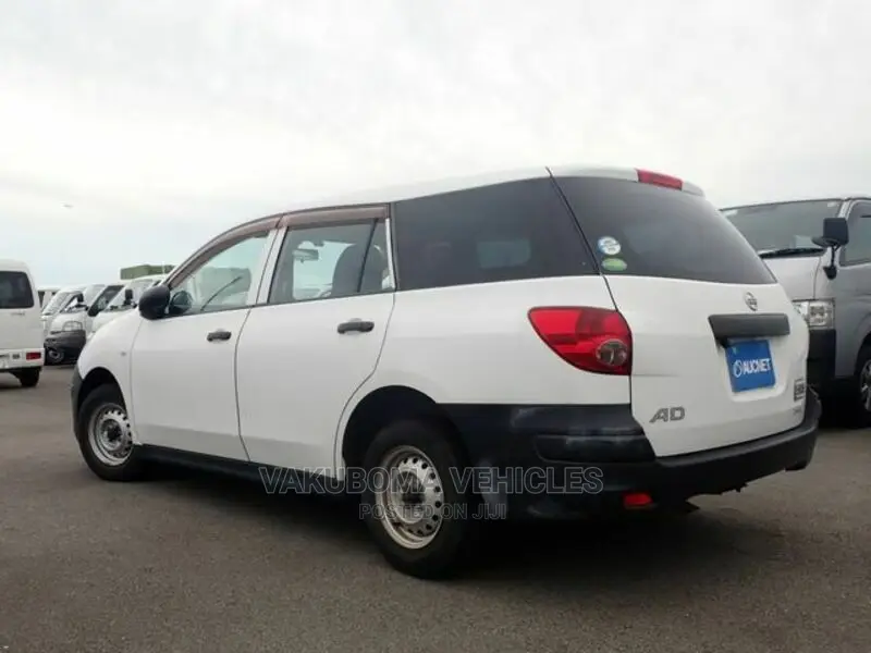 Nissan Advan 2016 White