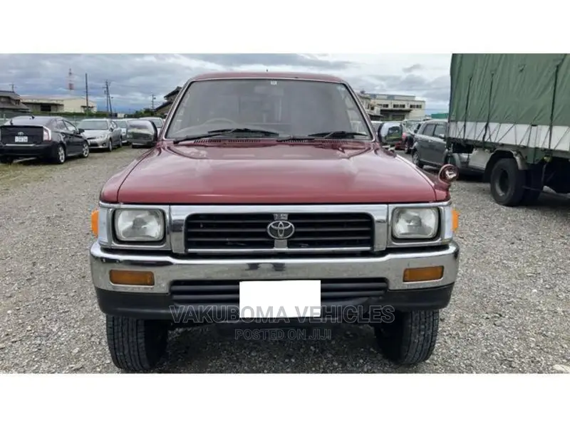 Toyota Hilux 1996 Red