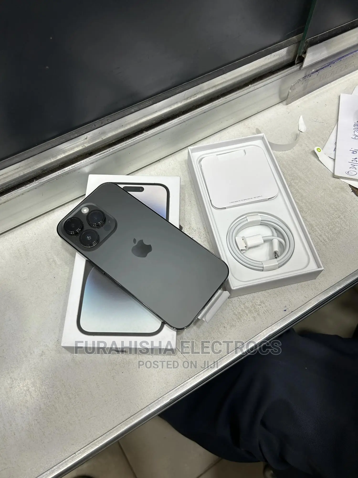 New Apple iPhone 14 Pro 128 GB Black