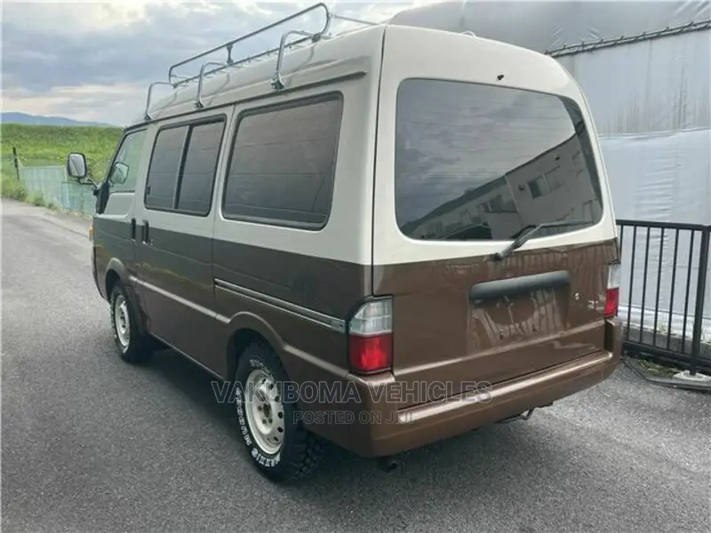 Mazda Bongo 2001 Brown