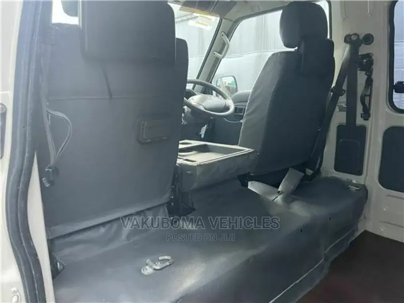 Mazda Bongo 2001 Brown