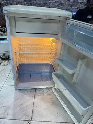 Fridge Mlango Mmoja Zur Sana