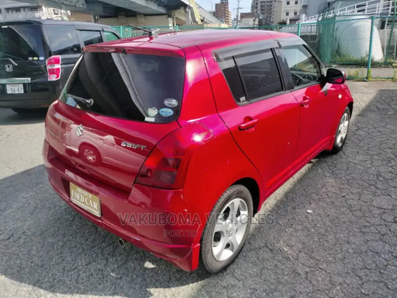 Suzuki Swift 2006 Red