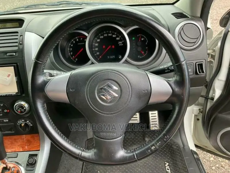Suzuki Escudo 2007 Pearl