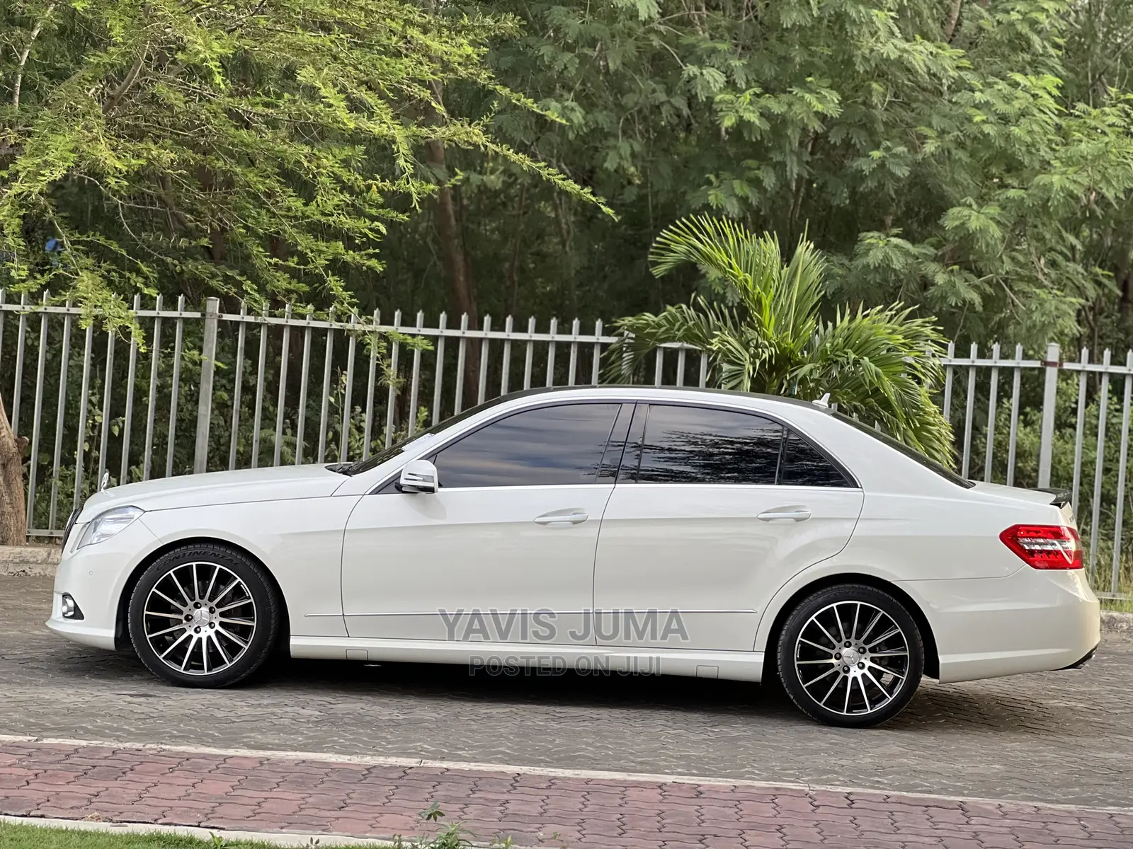 Mercedes-Benz E250 2011 White