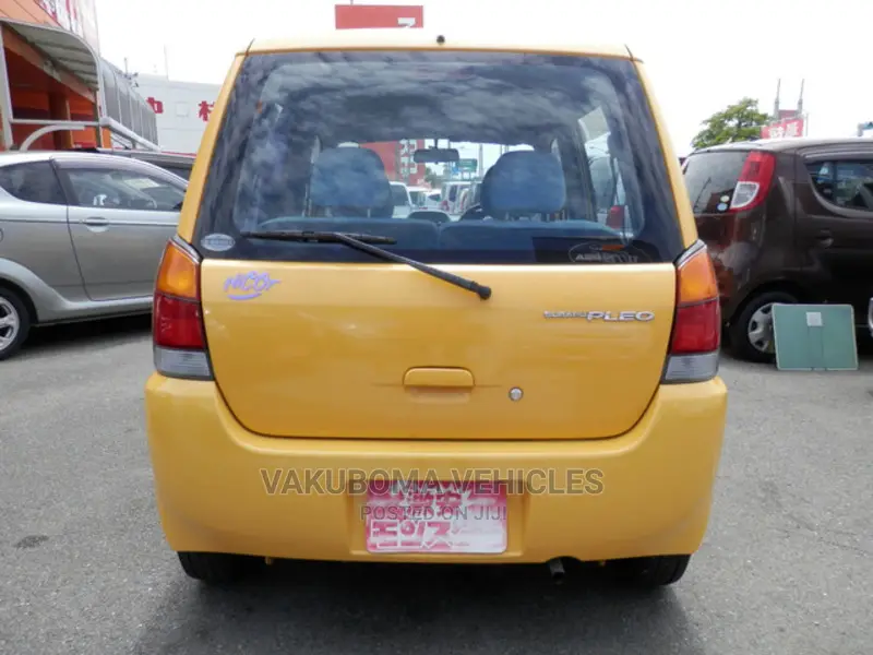 Subaru Pleo 2002 Yellow