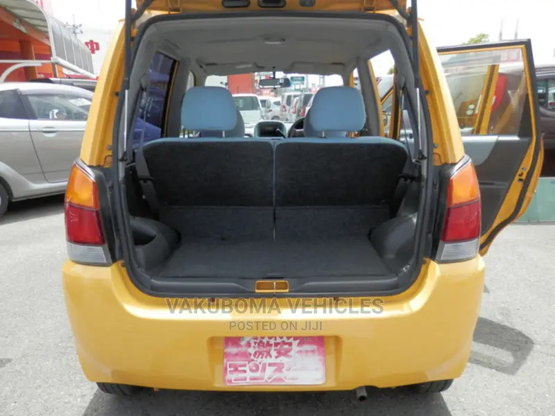 Subaru Pleo 2002 Yellow